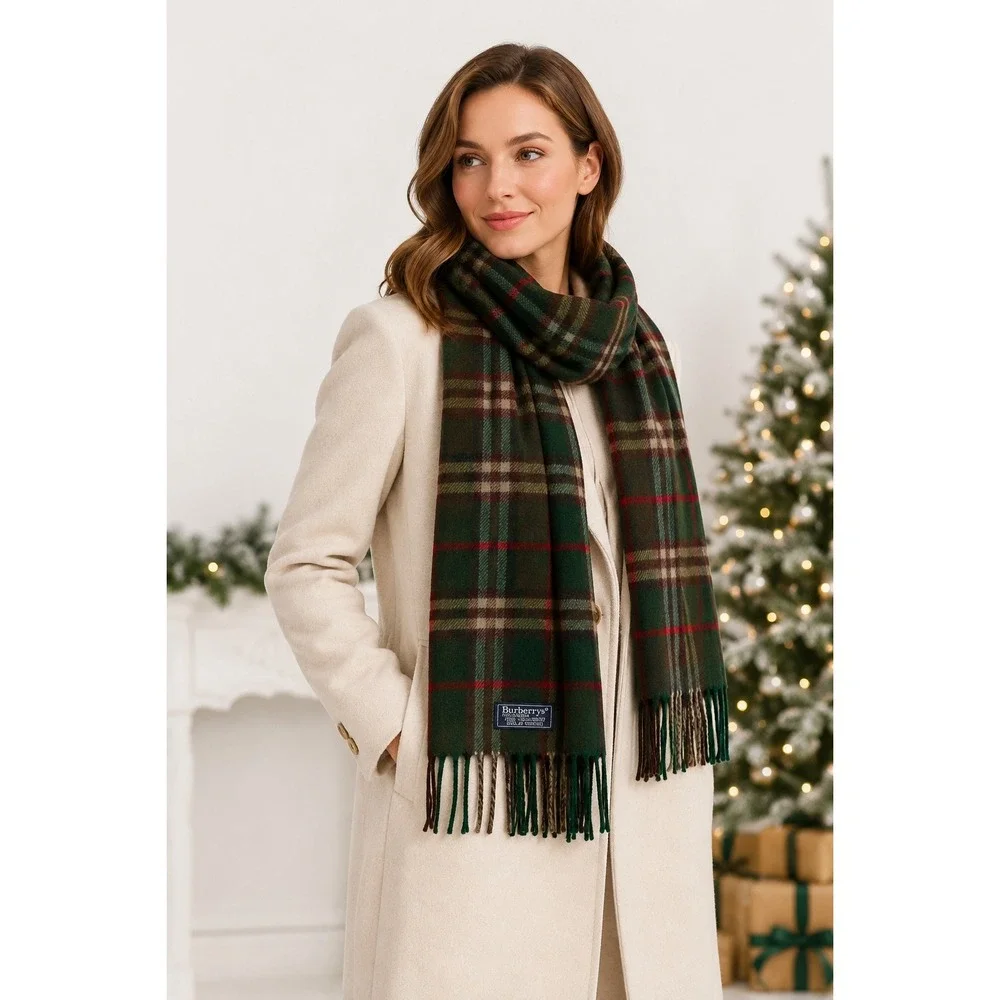 Vintage Burberry Cashmere Scarf Unisex Green Plaid Nova Check Heritage Luxury